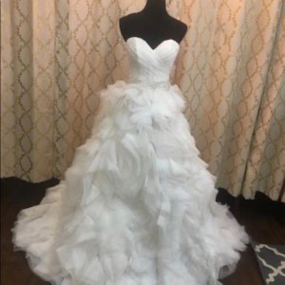 Maggie Sottero Jerrica Wedding Dress - Picture 8 of 8